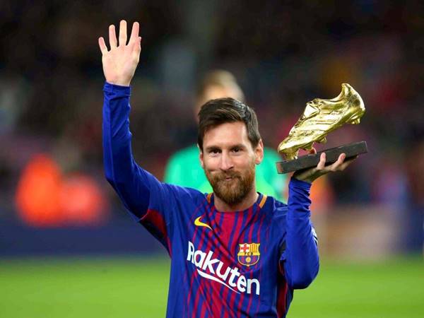 Messi có bao nhiêu chiếc giày vàng? vào những năm nào?